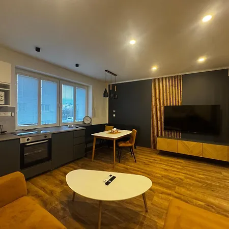 Sihot - Parkovanie A Nabijanie Ev Appartement