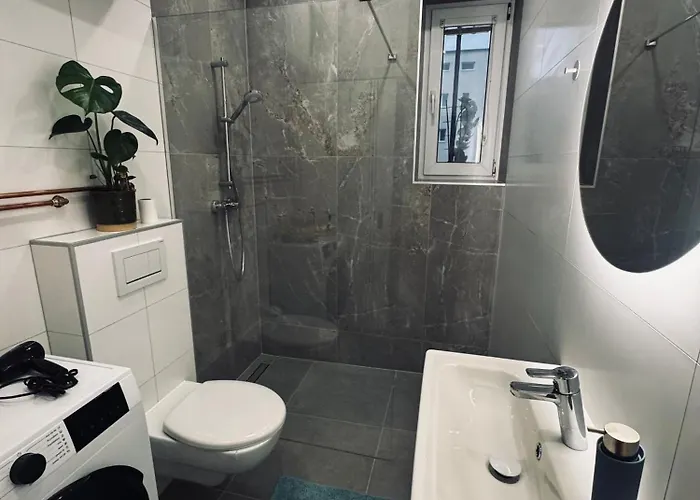 Sihot - Parkovanie A Nabijanie Ev Apartment